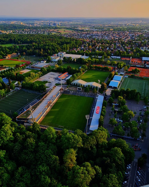 而當全球足 而當全球足