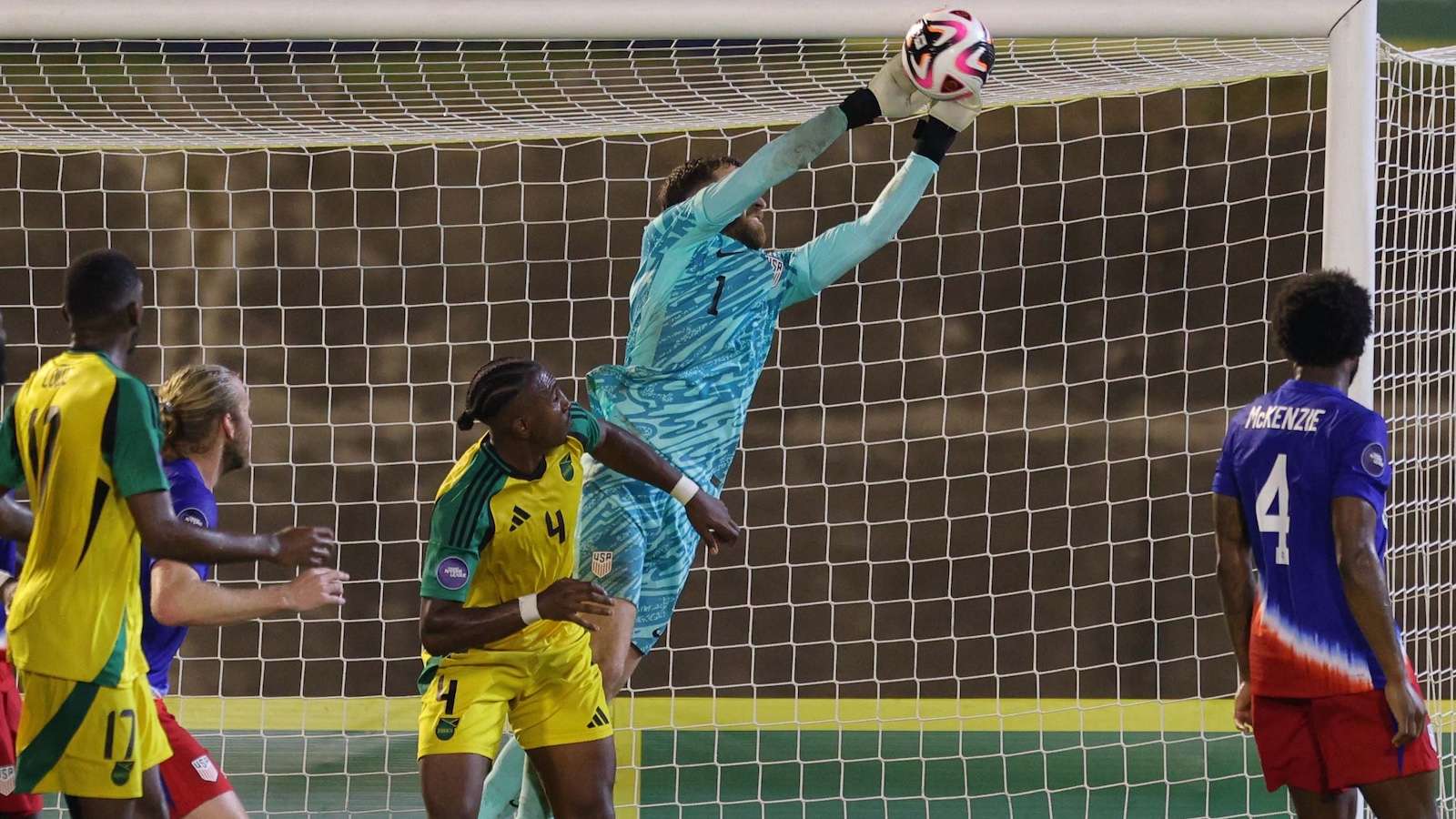 但多年来 但多年来