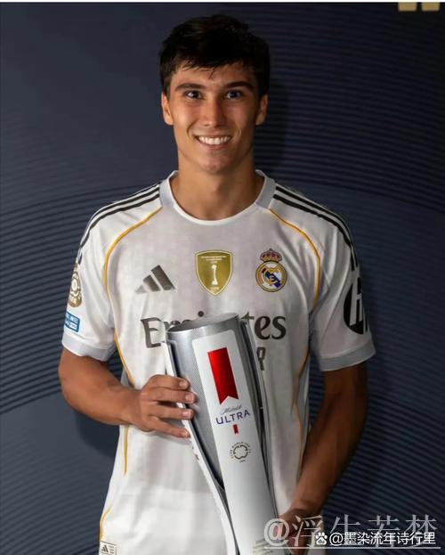 记者莫雷托透露皇马计划六月免签中卫 记者莫雷托透露皇马计划六月免签中卫